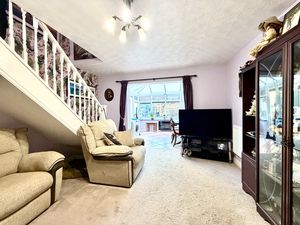 Living Room- click for photo gallery